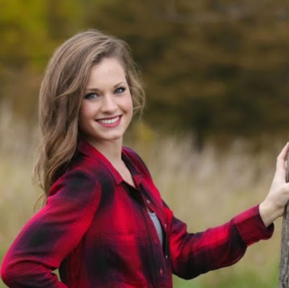 Meet your Posher, Brooke